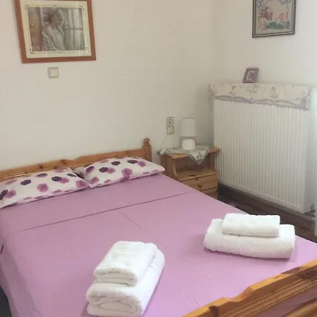 Σπίτι διακοπών Christos House Καρυά