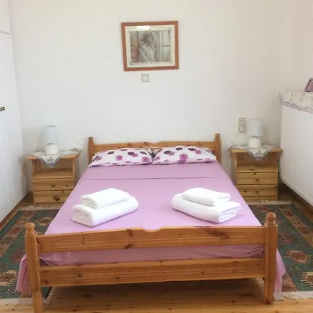 Christos House Σπίτι διακοπών Καρυά