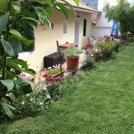 Case de vacanță Christos House